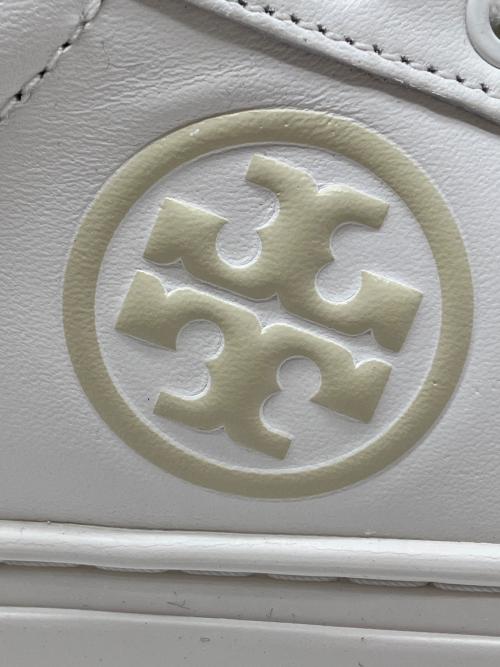 TORY BURCH（トリーバーチ）TORY BURCH (トリーバーチ) ローカットスニーカー ホワイト サイズ:US 6.5の古着・服飾アイテム