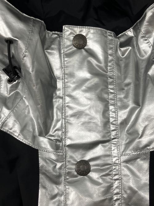 THE NORTH FACE（ザ ノース フェイス）THE NORTH FACE (ザ ノース フェイス) SUPREME (シュプリーム) Metallic Mountain Parka　18ss シルバー カラー サイズ:Lの古着・服飾アイテム