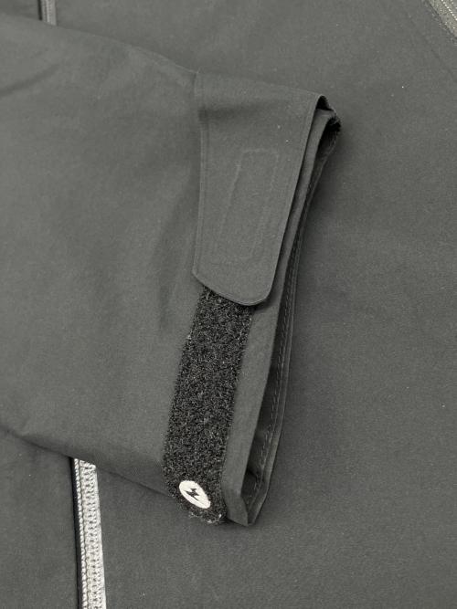 MARMOT（マーモット）MARMOT (マーモット) マウンテンパーカー ブラック サイズ:Lの古着・服飾アイテム