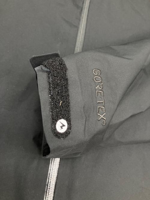 MARMOT（マーモット）MARMOT (マーモット) マウンテンパーカー ブラック サイズ:Lの古着・服飾アイテム