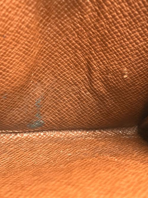 LOUIS VUITTON（ルイ ヴィトン）LOUIS VUITTON (ルイ ヴィトン) 2つ折り財布 モノグラム コンパクトジップ ブラウンの古着・服飾アイテム