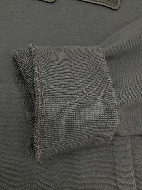 LOUIS VUITTON（ルイ ヴィトン）LOUIS VUITTON (ルイ ヴィトン) パールエンベリッシュド プルオーバーパーカー ブラック サイズ:Ｍの古着・服飾アイテム