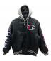Champion（チャンピオン）の古着「Hooded Satin Varsity Jacket　18AW」｜ブラック