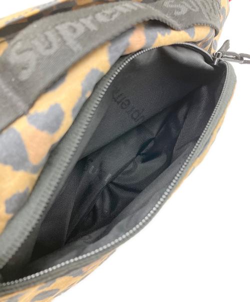 SUPREME（シュプリーム）SUPREME (シュプリーム) Sling Bag Leopard ベージュ×ブラックの古着・服飾アイテム