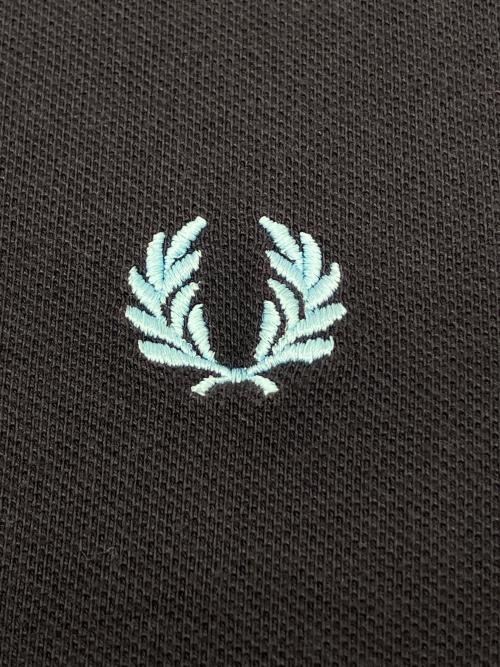 FRED PERRY（フレッドペリー）FRED PERRY (フレッドペリー) ポロシャツ ネイビー×ブルー サイズ:38の古着・服飾アイテム