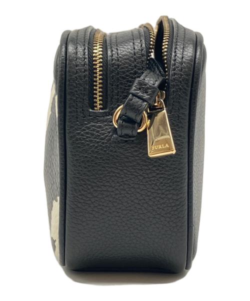 FURLA（フルラ）FURLA (フルラ) ショルダーバッグ ブラック×ホワイトの古着・服飾アイテム