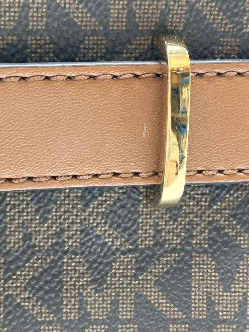 MICHAEL KORS（マイケルコース）MICHAEL KORS (マイケルコース) ショルダーバッグ ブラウンの古着・服飾アイテム