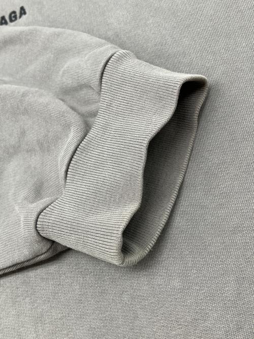 BALENCIAGA（バレンシアガ）BALENCIAGA (バレンシアガ) プルオーバーパーカー グレー サイズ:Ｍの古着・服飾アイテム