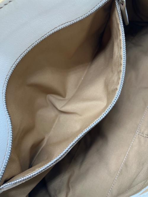 TOD'S（トッズ）TOD'S (トッズ) レザートートバッグ ホワイトの古着・服飾アイテム