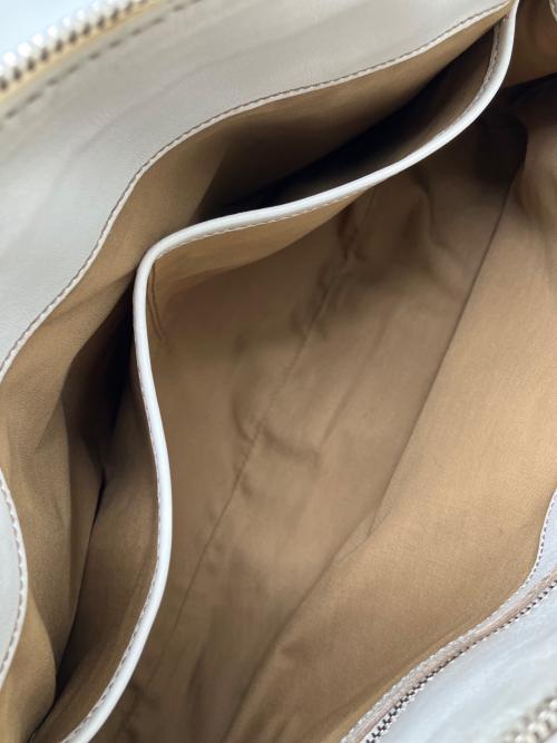 TOD'S（トッズ）TOD'S (トッズ) レザートートバッグ ホワイトの古着・服飾アイテム