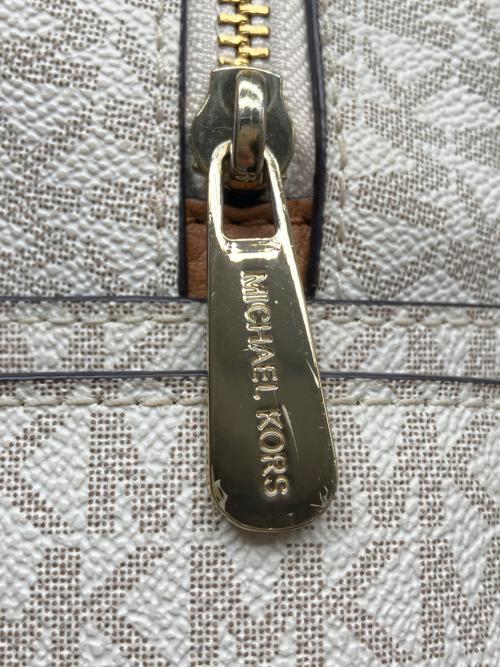 MICHAEL KORS（マイケルコース）MICHAEL KORS (マイケルコース) リュック ホワイトの古着・服飾アイテム