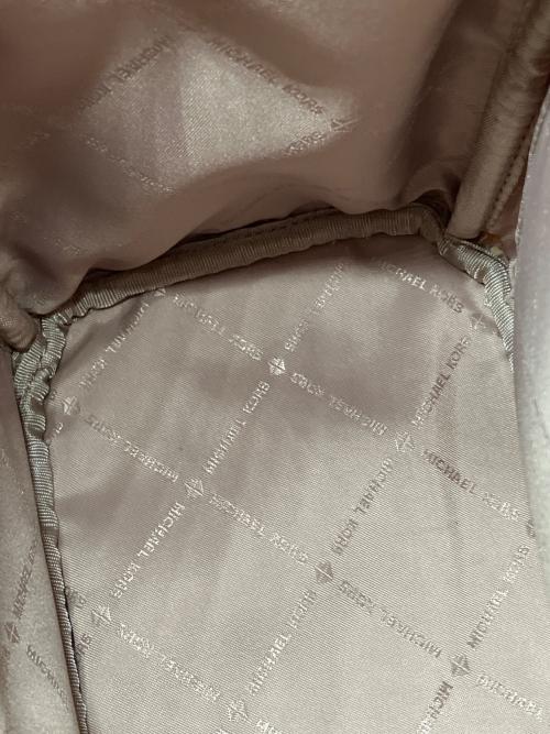 MICHAEL KORS（マイケルコース）MICHAEL KORS (マイケルコース) リュック ホワイトの古着・服飾アイテム