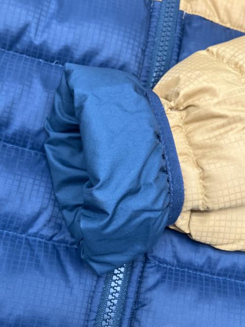 THE NORTH FACE（ザ ノース フェイス）THE NORTH FACE (ザ ノース フェイス) ダウンジャケット ベージュ×ネイビー サイズ:XSの古着・服飾アイテム
