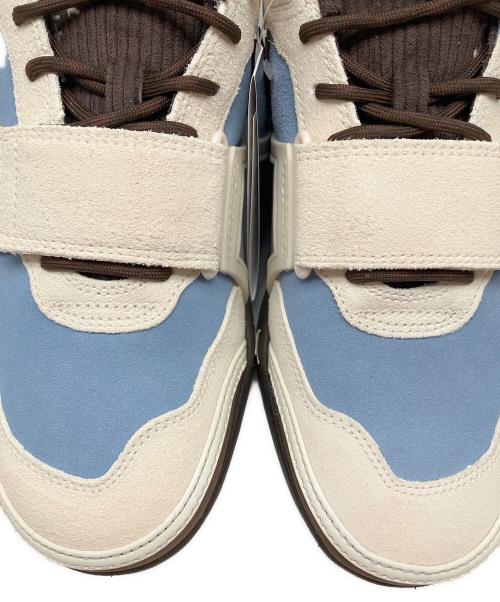NIKE（ナイキ）NIKE (ナイキ) Travis Scott × Nike Zoom Field Jaxx ブラウン×アイボリー サイズ:28㎝ 未使用品の古着・服飾アイテム