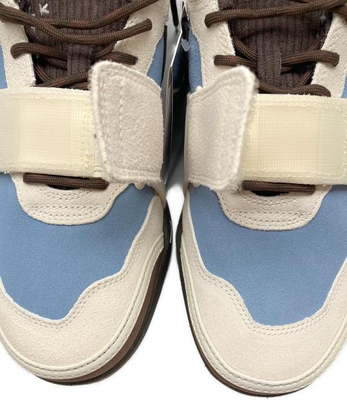 NIKE（ナイキ）NIKE (ナイキ) Travis Scott × Nike Zoom Field Jaxx ブラウン×アイボリー サイズ:28㎝ 未使用品の古着・服飾アイテム