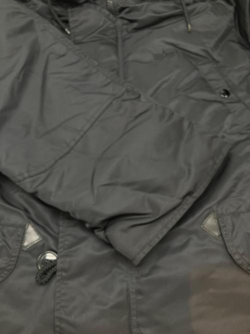 ALPHA INDUSTRIES（アルファインダストリーズ）ALPHA INDUSTRIES (アルファインダストリーズ) N-3B中綿フライトジャケット ブラック サイズ:Sの古着・服飾アイテム