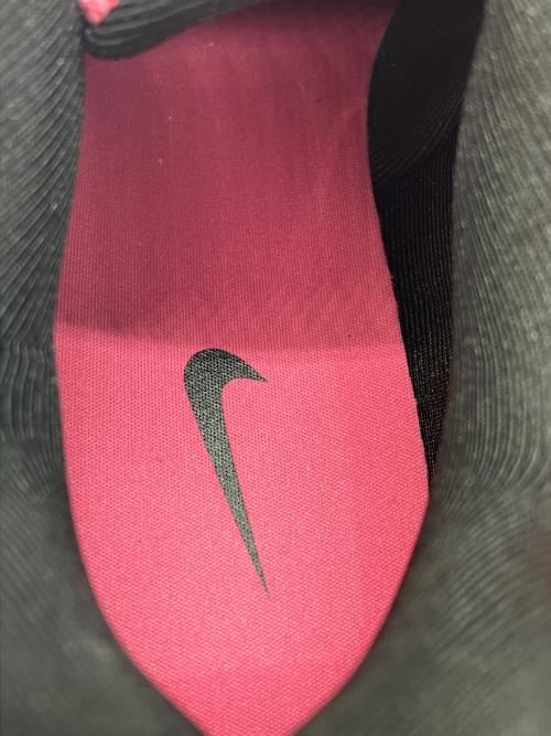NIKE（ナイキ）NIKE (ナイキ) Nike Shox Z Women's ピンク サイズ:24.5cmの古着・服飾アイテム