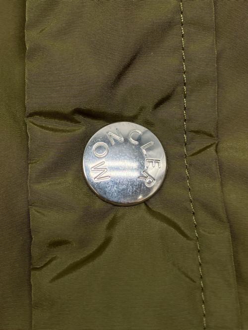 MONCLER（モンクレール）MONCLER (モンクレール) ダウンジャケット　MATTHIEU GIUBBOTTO オリーブの古着・服飾アイテム
