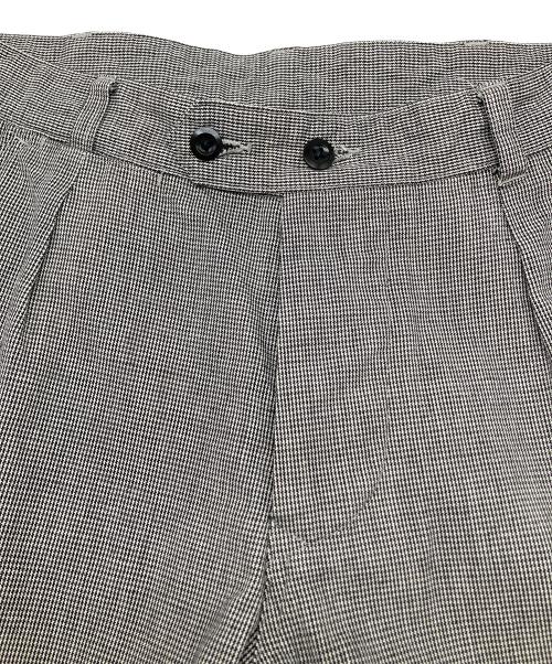 MHL（マーガレットハウエル）MHL (マーガレットハウエル) タックパンツ　千鳥格子 ブラック×ホワイト サイズ:Ｍの古着・服飾アイテム