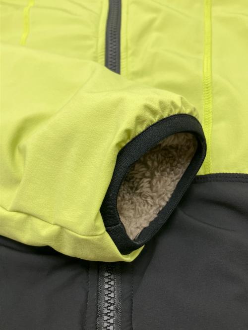 Columbia（コロンビア）Columbia (コロンビア) ハイプウルフリバーシブルジャケット（Hype Wolf Reversible Jacket） カーキ×ライトグリーン サイズ:Ｍの古着・服飾アイテム