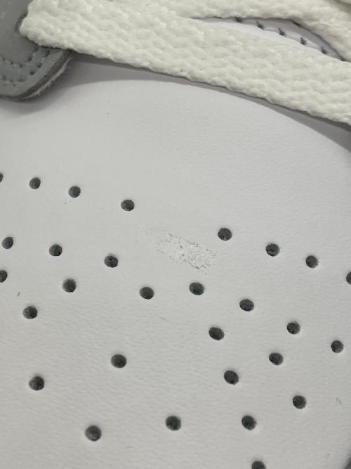NIKE（ナイキ）NIKE (ナイキ) WMNS Air Jordan 1 Low ホワイト×グレー サイズ:26.5cmの古着・服飾アイテム