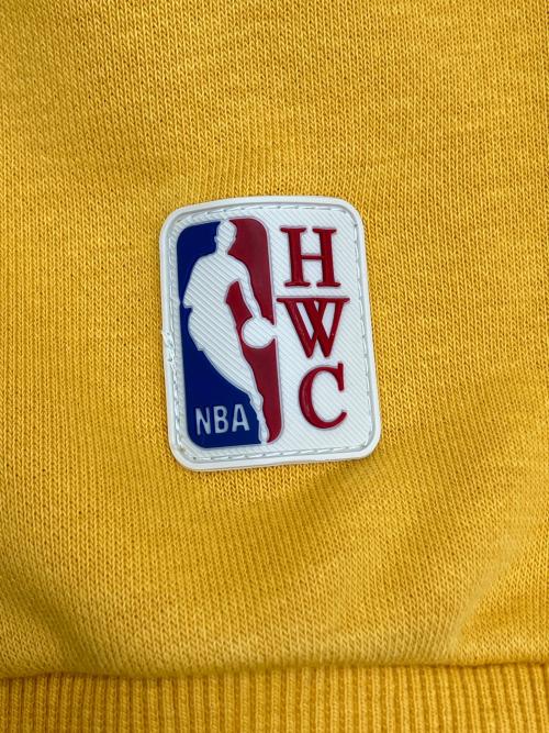 NBA（エヌビーエー）NBA (エヌビーエー) スウェット イエロー サイズ:Lの古着・服飾アイテム