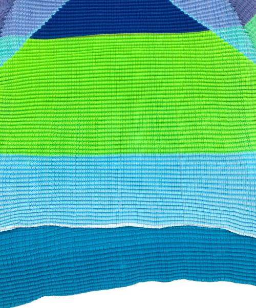 ISSEY MIYAKE（イッセイミヤケ）ISSEY MIYAKE (イッセイミヤケ) ノースリーブカットソー ブルー×グリーン サイズ:2の古着・服飾アイテム