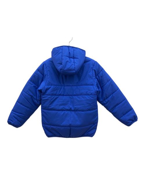adidas（アディダス）adidas (アディダス) 中綿ジャケット ブルー サイズ:150 未使用品の古着・服飾アイテム