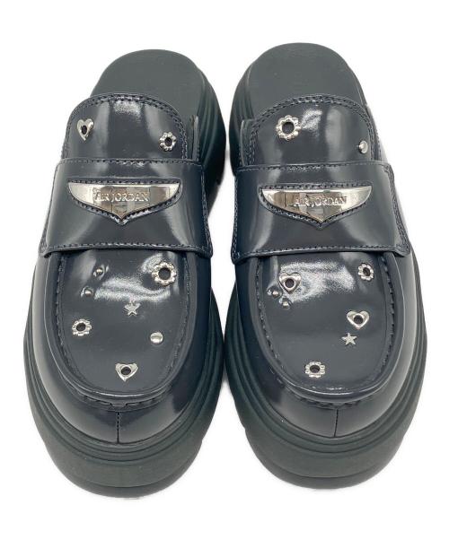 NIKE（ナイキ）NIKE (ナイキ) スニーカー AIR JORDAN Mule SE（エアー・ジョーダン・ミュール・エスイー） グレー サイズ:23cmの古着・服飾アイテム
