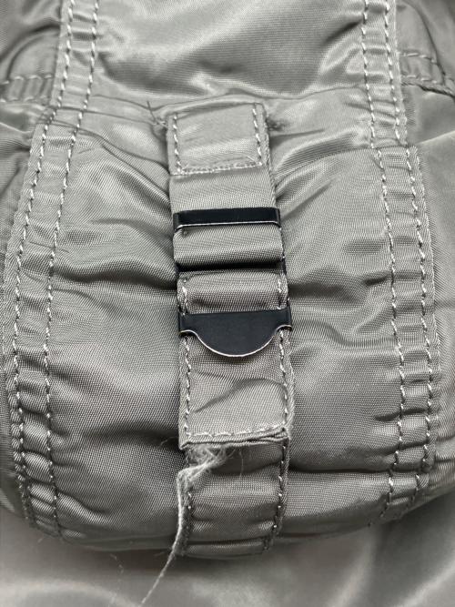 ALPHA INDUSTRIES（アルファインダストリーズ）ALPHA INDUSTRIES (アルファインダストリーズ) ミリタリージャケット グレー サイズ:Ｍの古着・服飾アイテム