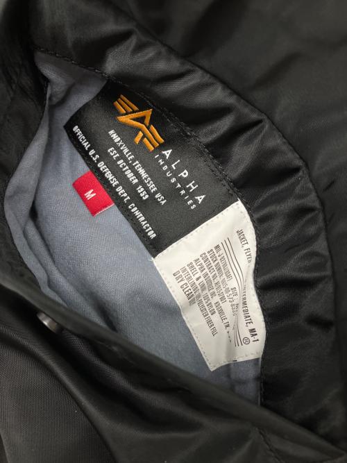ALPHA INDUSTRIES（アルファインダストリーズ）ALPHA INDUSTRIES (アルファインダストリーズ) フライトジャケット ブラック サイズ:Ｍの古着・服飾アイテム