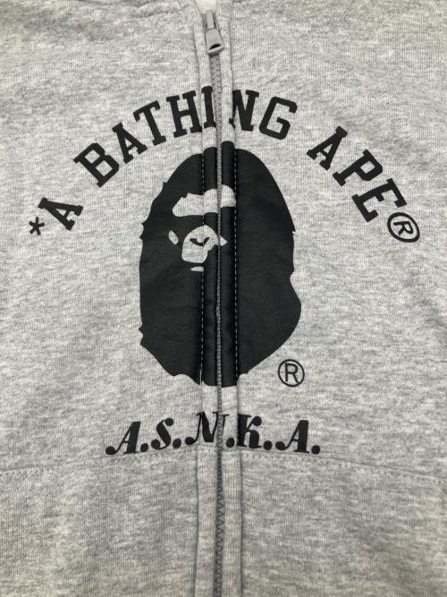 A BATHING APE（アベイシングエイプ）A BATHING APE (アベイシングエイプ) ジップパーカー グレー サイズ:Sの古着・服飾アイテム