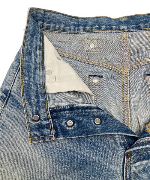 LEVI'S（リーバイス）LEVI'S (リーバイス) 701XXシンチバックセルビッチデニムパンツ ボタン裏J22 赤耳 BIG E インディゴ サイズ:W30の古着・服飾アイテム