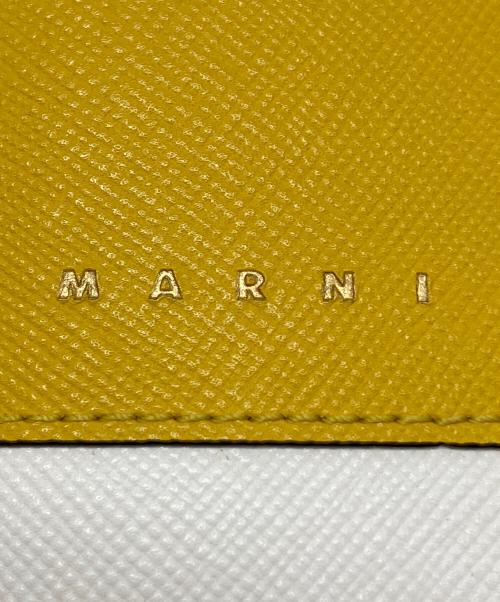 MARNI（マルニ）MARNI (マルニ) 財布 イエロー×ホワイトの古着・服飾アイテム