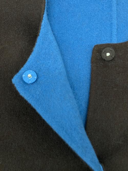 SIMPLICITE（シンプリシテ）SIMPLICITE (シンプリシテ) ノーカラーコート　2025年モデル ブラウン×ブルー サイズ:Ｍの古着・服飾アイテム