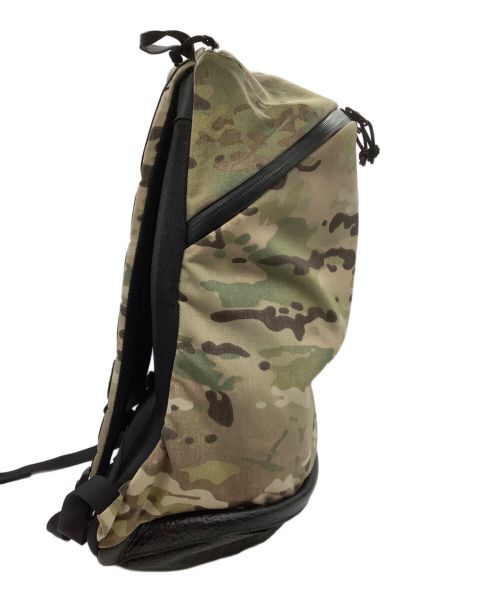 TERG by Helinox（ターグ バイ ヘリノックス）TERG by Helinox (ターグ バイ ヘリノックス) リュック カーキの古着・服飾アイテム