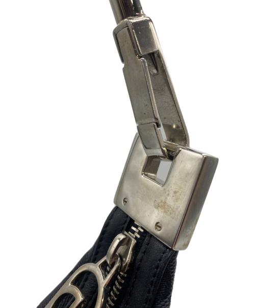 GUCCI（グッチ）GUCCI (グッチ) セミショルダーバッグの古着・服飾アイテム