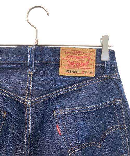 LEVI'S（リーバイス）LEVI'S (リーバイス) 1967年復刻デニムパンツ ネイビー サイズ:Mの古着・服飾アイテム