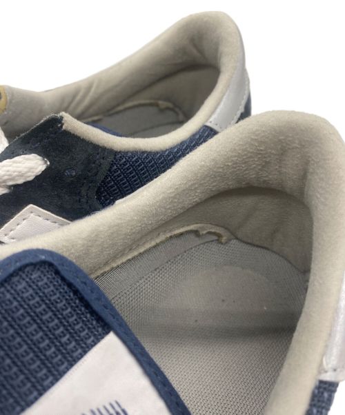 NEW BALANCE（ニューバランス）NEW BALANCE (ニューバランス) スニーカー ネイビー×ホワイト サイズ:25.5cmの古着・服飾アイテム