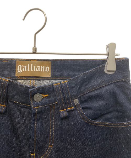 JOHN GALLIANO（ジョンガリアーノ）JOHN GALLIANO (ジョンガリアーノ) デニムパンツ インディゴ サイズ:W32の古着・服飾アイテム