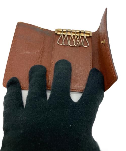 LOUIS VUITTON（ルイ ヴィトン）LOUIS VUITTON (ルイ ヴィトン) モノグラム ミュルティクレ6 キーケース M62630 ブラウンの古着・服飾アイテム