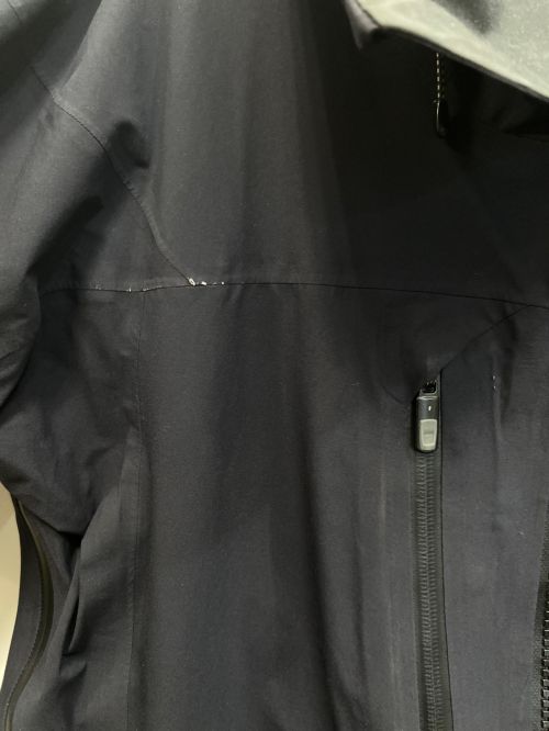 BURTON（バートン）BURTON (バートン) スノーボードジャケット ブラック サイズ:Mの古着・服飾アイテム