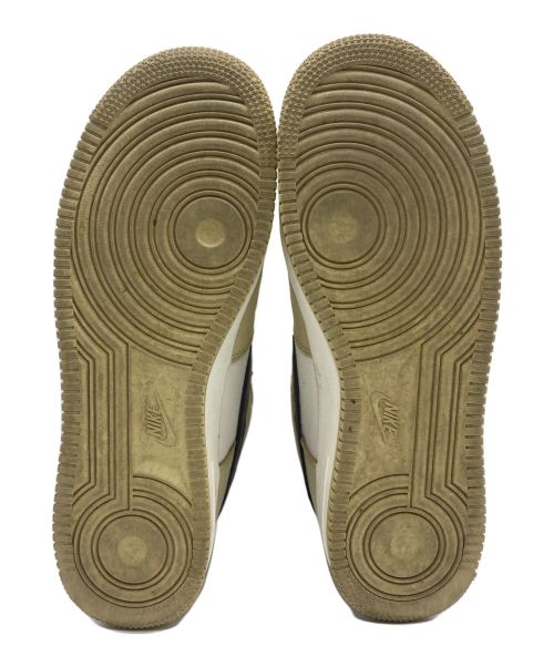 NIKE（ナイキ）NIKE (ナイキ) スニーカー ベージュ サイズ:28.5㎝の古着・服飾アイテム