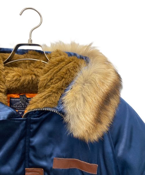 RockyMountainFeatherBed（ロッキーマウンテンフェザーベッド）RockyMountainFeatherBed (ロッキーマウンテンフェザーベッド) N-3 PARKA ブルー サイズ:38の古着・服飾アイテム