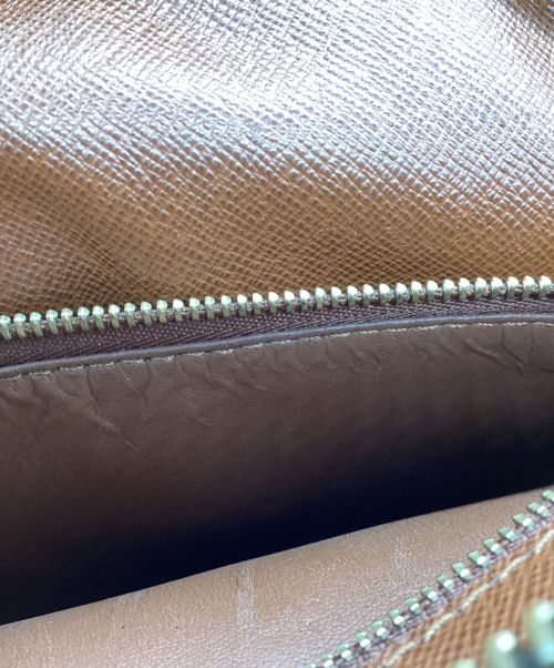 LOUIS VUITTON（ルイ ヴィトン）LOUIS VUITTON (ルイ ヴィトン) ショルダーバッグの古着・服飾アイテム