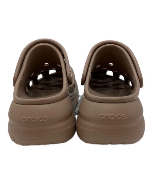 crocs（クロックス）crocs (クロックス) クラッシュ クロッグ 厚底サンダル ベージュ サイズ:m4w6の古着・服飾アイテム