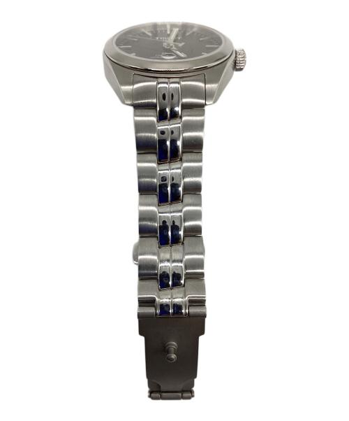 TISSOT（ティソ）TISSOT (ティソ) デジタルウォッチ ホワイトの古着・服飾アイテム