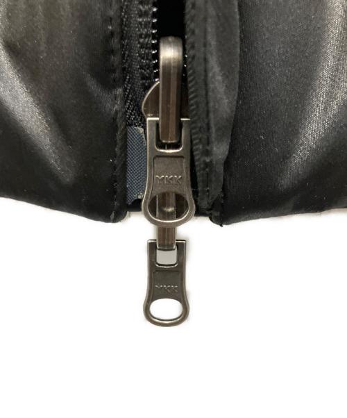 YOSOOU（ヨソオウ）YOSOOU (ヨソオウ) BEAMS Lights (ビームスライト) YOSOOU別注 MA-1 ダウン リバーシブルジャケット ブラック サイズ:Mの古着・服飾アイテム