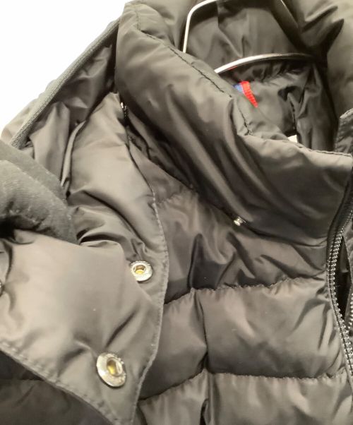 MONCLER（モンクレール）MONCLER (モンクレール) ダウンコート ブラック サイズ:ガールズ12Ａの古着・服飾アイテム