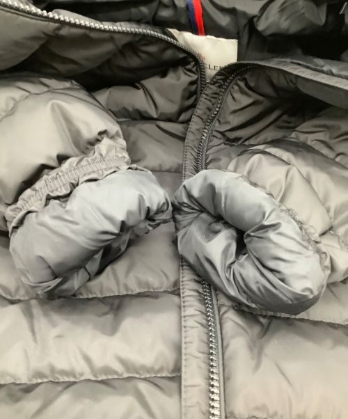 MONCLER（モンクレール）MONCLER (モンクレール) ダウンコート ブラック サイズ:ガールズ12Ａの古着・服飾アイテム